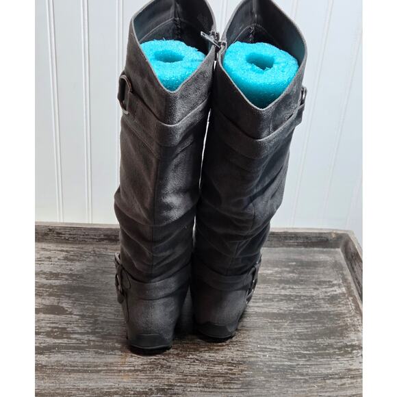 Maurices Women's Gray Faux Suede Tall Riding Comfort Fashion Boots Size 8 - Picture 4 of 6